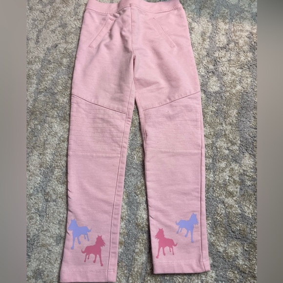 Pink jeggings with Spirit vinyl applications - Picture 4 of 10